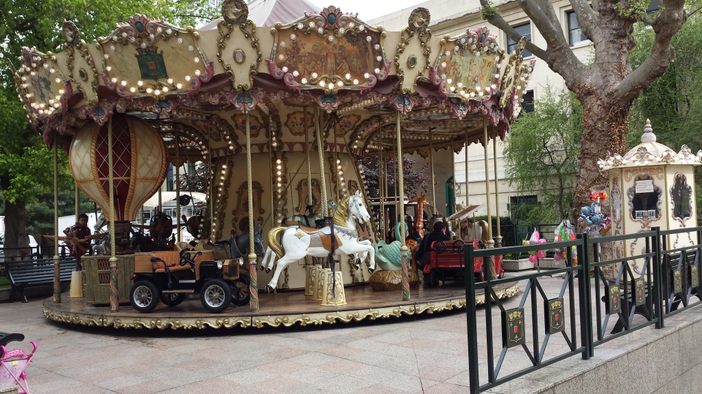 Carrousel de la mairie de Puteaux