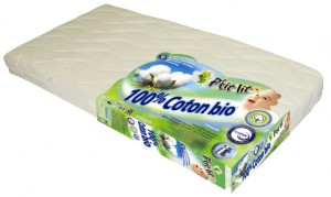 Literie pour bébé matelas