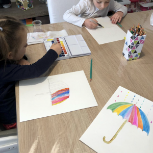 un parapluie peinture automne aquarelle activité artistique