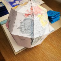 Globe en papier