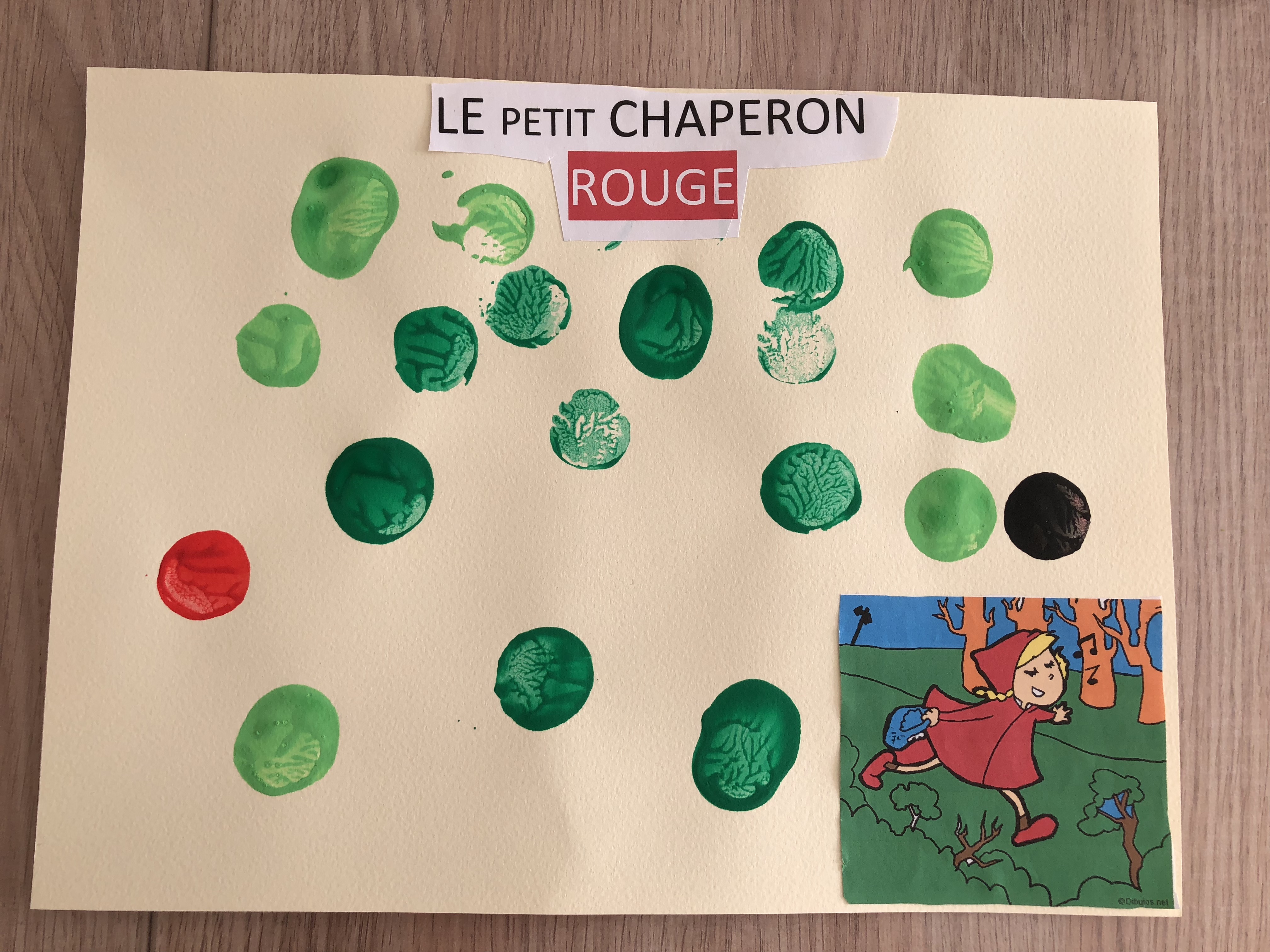 Le petit chaperon rouge couverture peinture bouchons