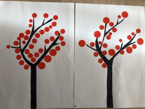 Le petit chaperon rouge arbre gommettes