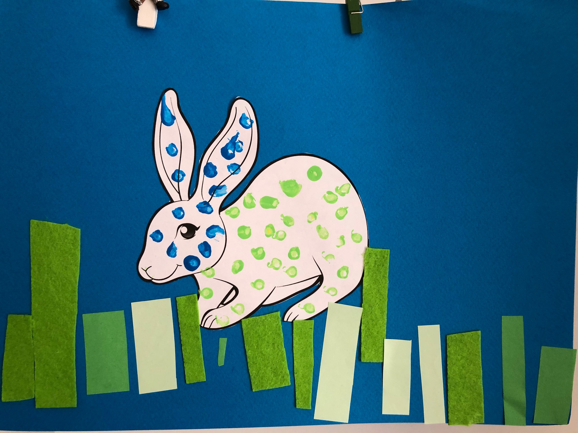 activités pour paques peinture lapin maternelle