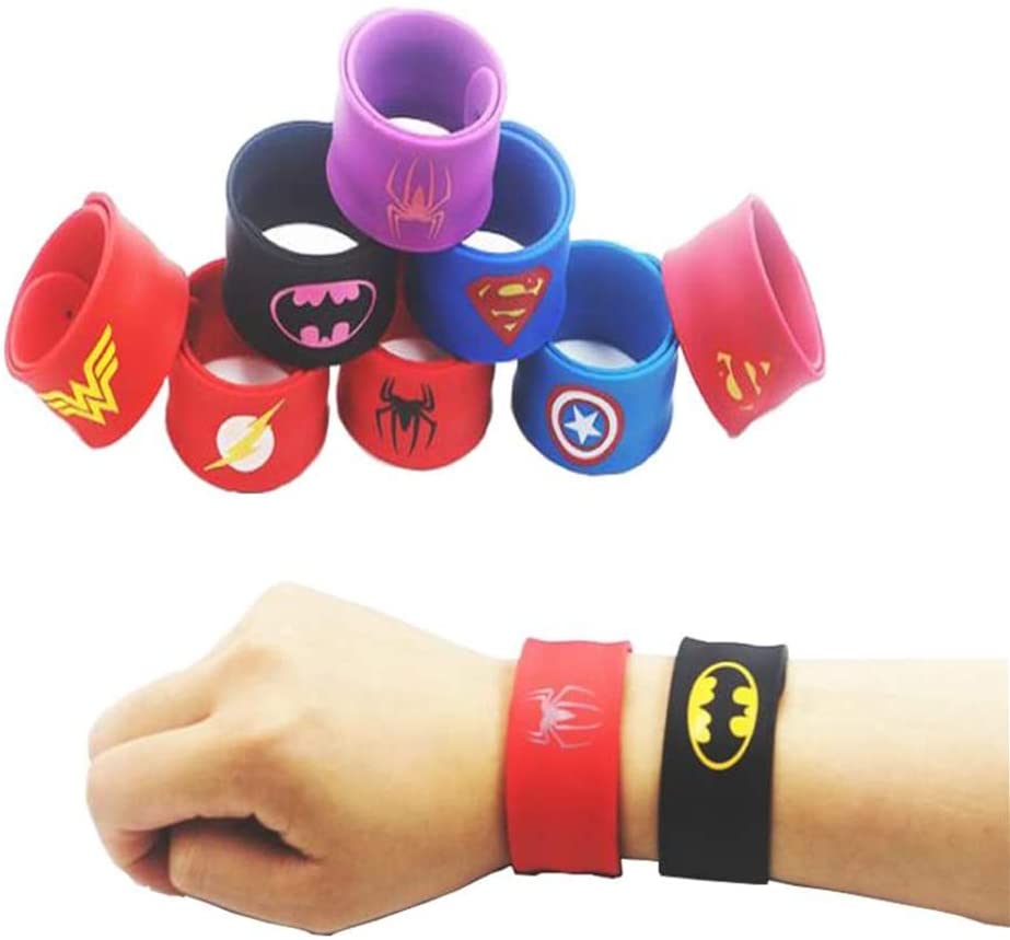 anniversaire super héroïne bracelet cadeau invitée